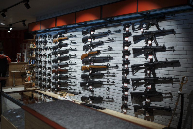 guns